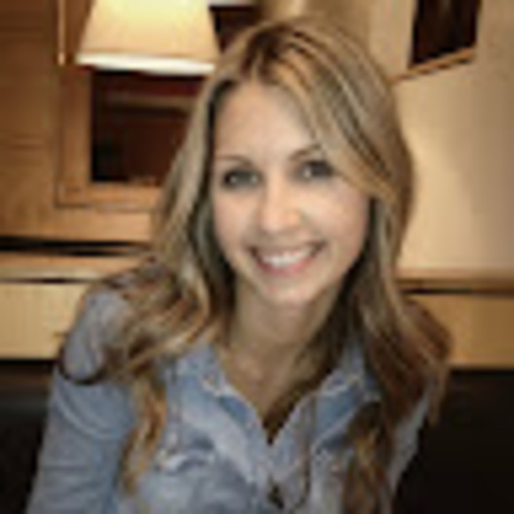 Meet your Posher, Kate - Picture 1 of 1